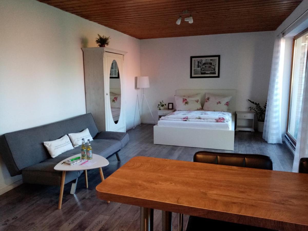 Schoene Einzimmer Wohnung Zwischen Bodensee Und Allgaeu Neukirch  Luaran gambar
