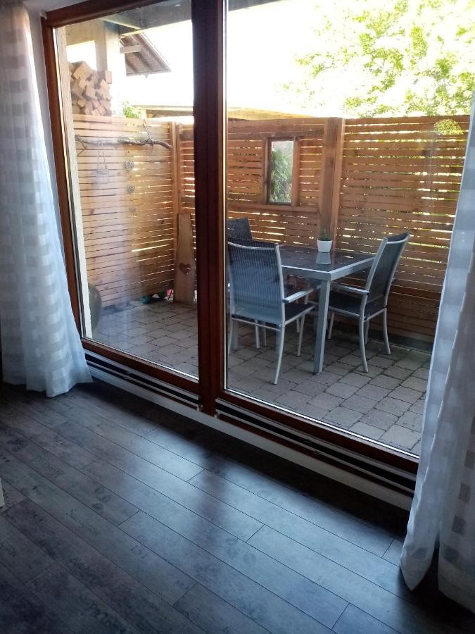 Schoene Einzimmer Wohnung Zwischen Bodensee Und Allgaeu Neukirch  Luaran gambar