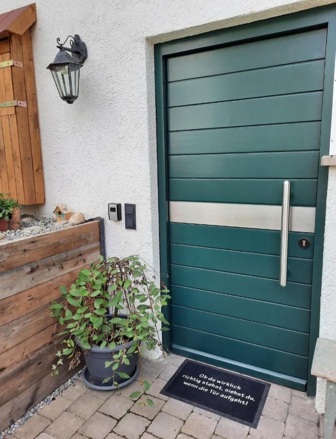 Schoene Einzimmer Wohnung Zwischen Bodensee Und Allgaeu Neukirch  Luaran gambar